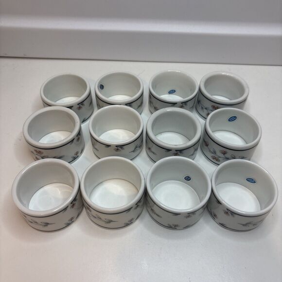 Princess House "Heritage Blossom" ~ Set of 12 Napkin Rings ~ New - Picture 1 of 5
